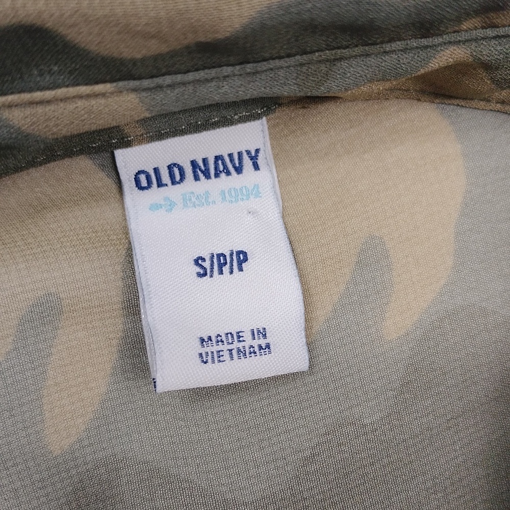 Old Navy Womenssheer Camo Long Sleeve Button Up Shirt Size Small - Picture 4 of 14
